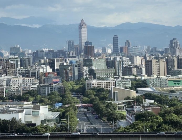 蔡明芳專欄：銀行放款水龍頭開到最大　買房還是難