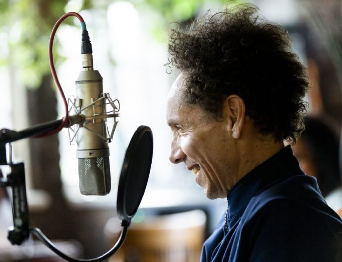 LISTEN: Michael Lewis Revisits ‘The Big Short’ for Pushkin Industries’ Fall Slate; Jem Aswad Goes Inside David Byrne’s Brain