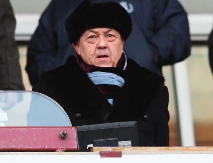 West Ham hero says fans don’t like going to London Stadium and accuses board of having no plan