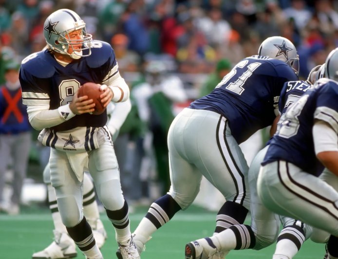Legendary Cowboys QB sacked 11 times in one game when facing Eagles Gang Green defense