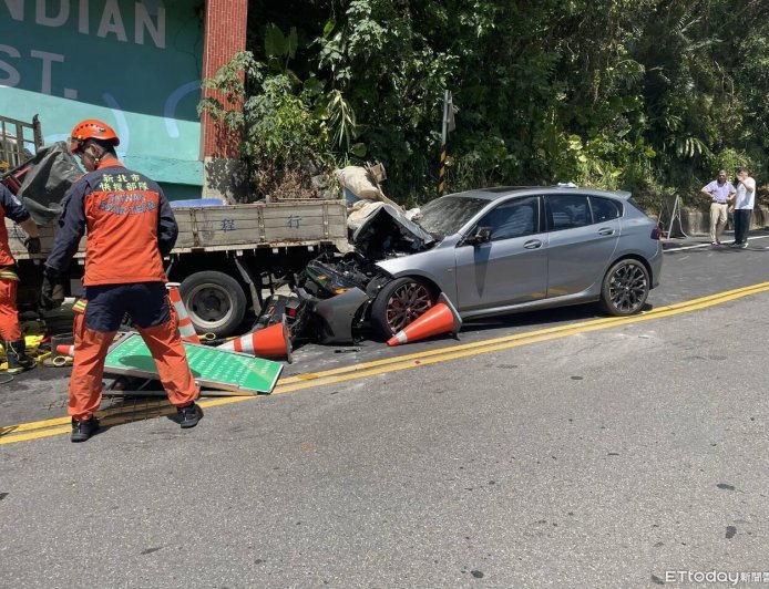 快訊／新店BMW高速衝撞施工貨車！　30歲工人傷重不治