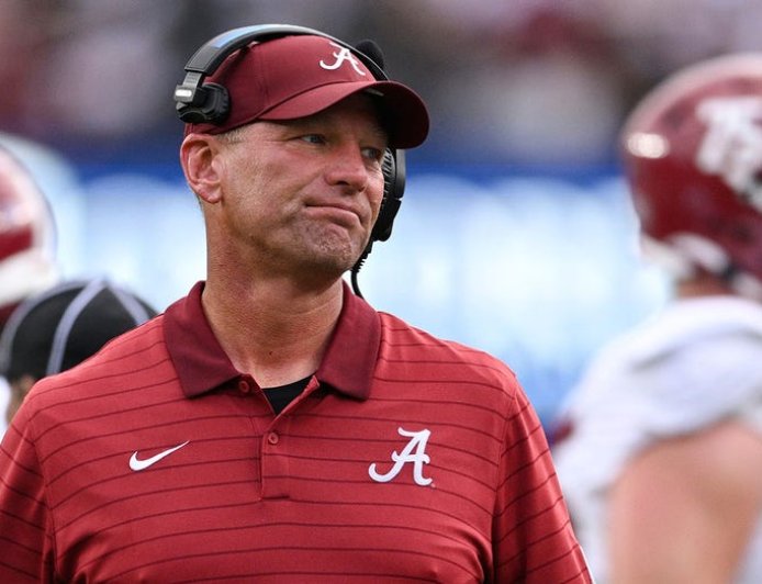 Alabama woman says she'd use Powerball jackpot winnings to help remove Crimson Tide coach