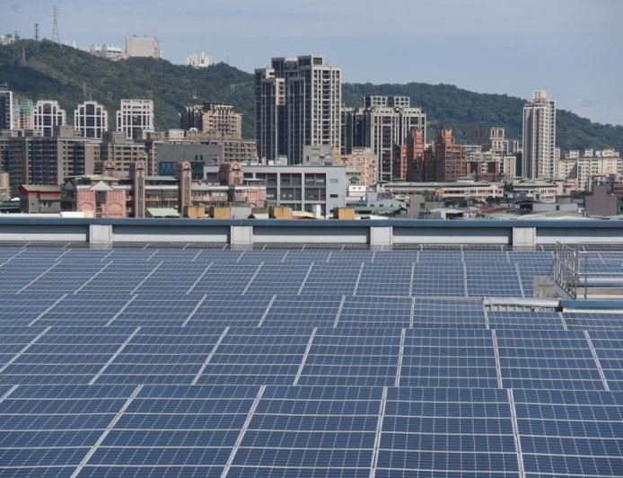 環境部：嘉義縣1.7萬片廢光電板　廠商已全數清除