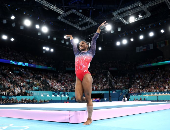 Simone Biles Reacts to Influencer Asking If She Wishes She Was More Athletic
