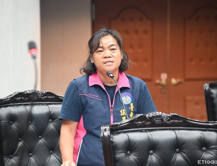 棉被回收要剪成小方塊！有人「剪到起水泡」　台東環保局說話了