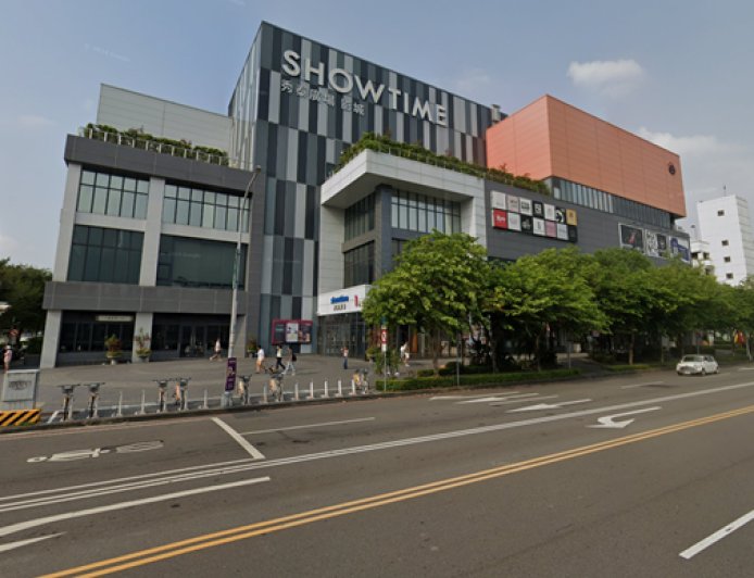 台中2少女看電影遭「拖出痛毆」！鄰座男客出腳猛踹、賞耳光