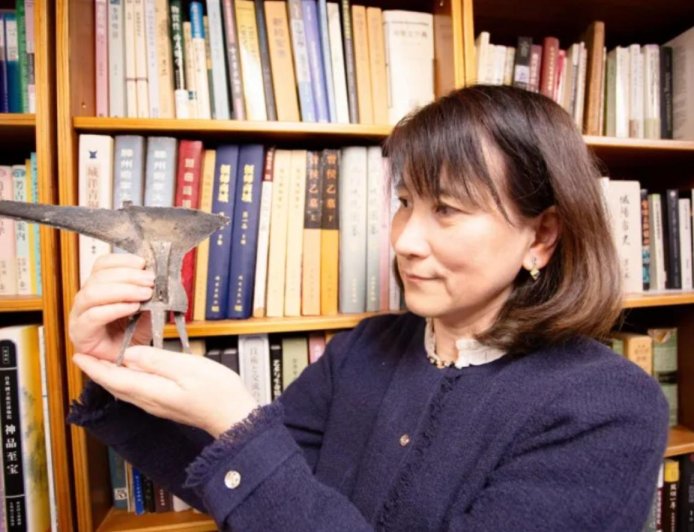 誰是拿掃帚的女人？從青銅器解開「婦」字的秘密—專訪內田純子