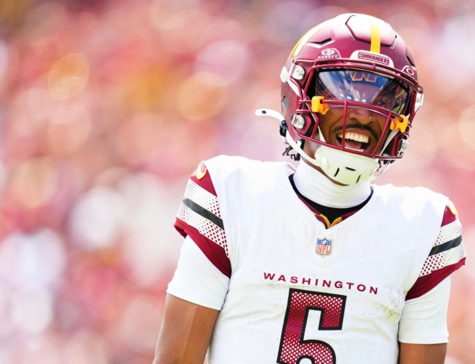 Jayden Daniels mom reacts after Commanders star wears special flag on his helmet to honor great grandmother