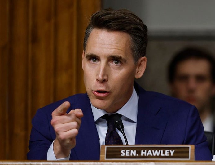 Hawley pushes legal action against Meta after whistleblowers detail child abuse in VR