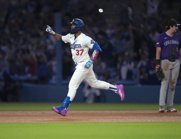 羅伯斯安心了！西語老師隔15場比賽再開轟　本季第3度單場雙響砲