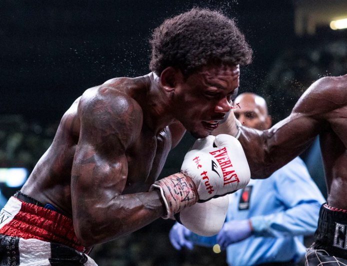 Errol Spence Jr in talks with former undisputed champion over first fight since Terence Crawford loss