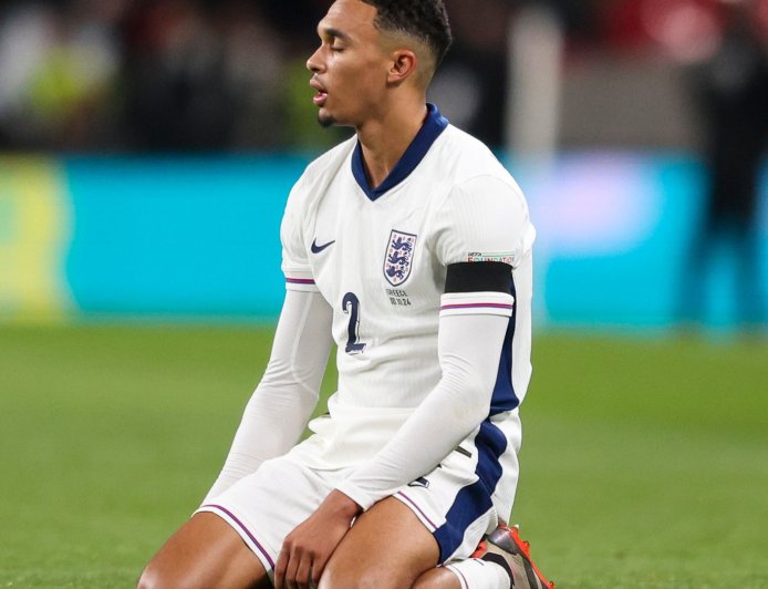 Trent Alexander-Arnold warned international career could be over because of one England star