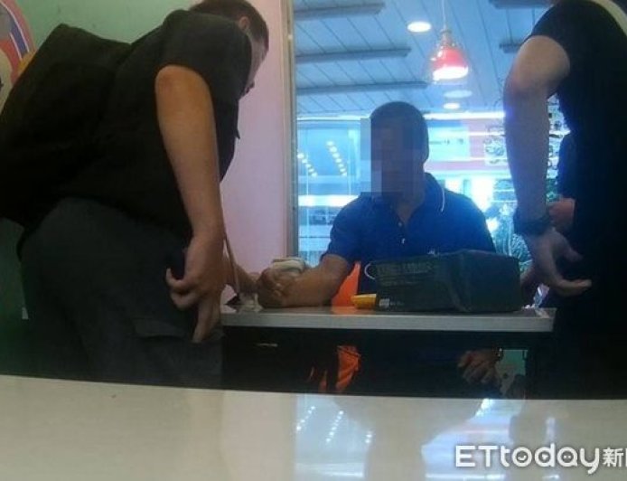 幫女友代班去超商收款！純情水電工淪車手　被警逮捕當場傻了