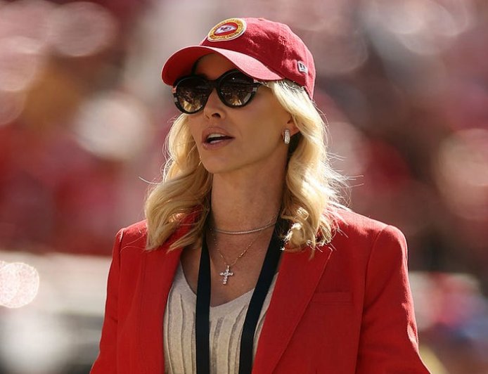 Kansas City Chiefs owner's wife devastated over Charlie Kirk assassination: 'Our hearts ache'