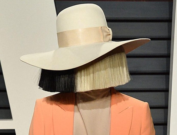 Only Singer Sia Can Stop Harry Jowsey From 100 Percent Tying The Knot On Reality TV