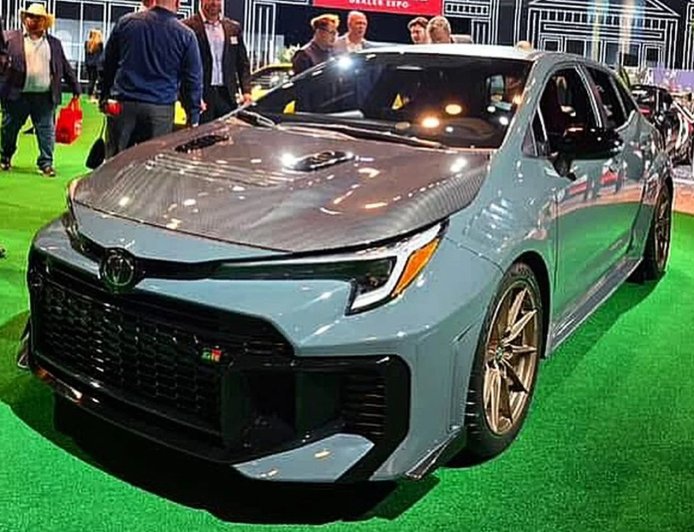 限量 500 辆，丰田高性能版 GRMN Corolla 卡罗拉掀背车曝光