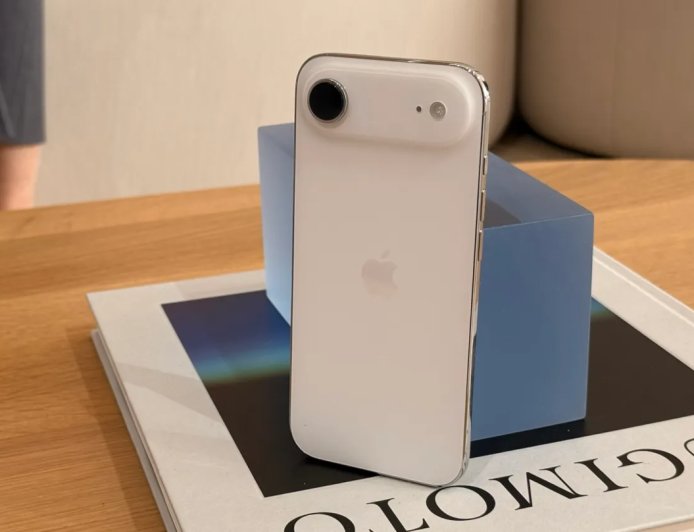库克力挺 2025 款 iPhone:Air 续航出色、17 Pro 星宇橙成“杀手级颜色”