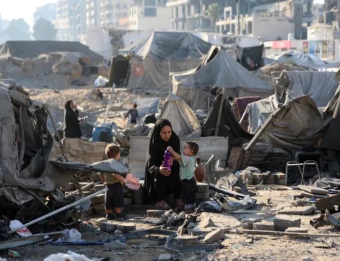 以色列轰炸加沙城，一天内造成49人死亡，6,000人流离失所