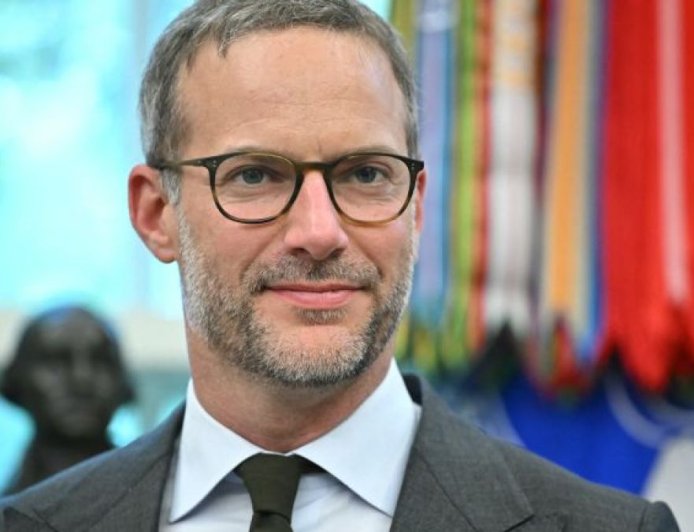 塔利班官员称美国特使在喀布尔会晤中同意进行囚犯交换