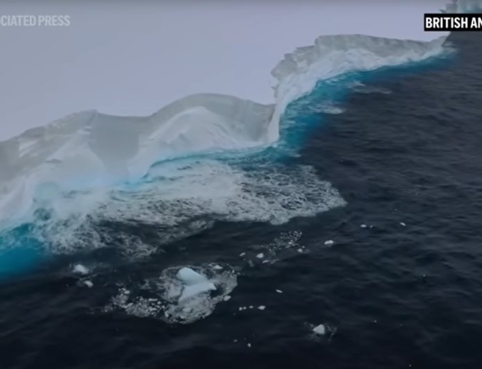 重达 1 万亿吨！全球最大冰山 A23a 正开始崩解