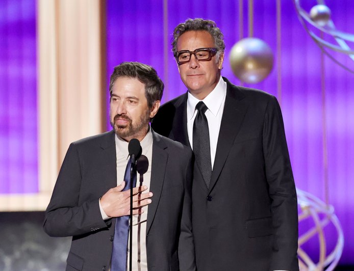 ‘Everybody Loves Raymond’ Stars Reunite as Brad Garrett Tells Ray Romano: ‘The Next Time I’m on the Emmys It Will Be in Memoriam’