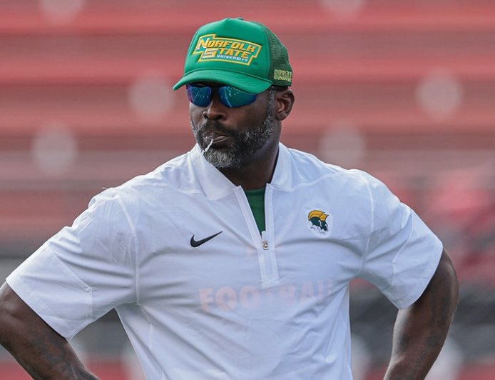 Michael Vick shuts down Virginia Tech rumors, remains focused on task at Norfolk State