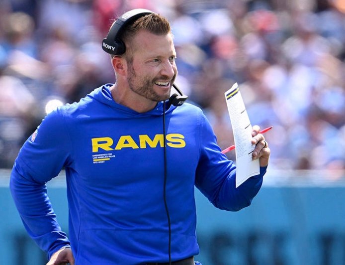 Rams coach Sean McVay tears plantar fascia during team's win over Titans