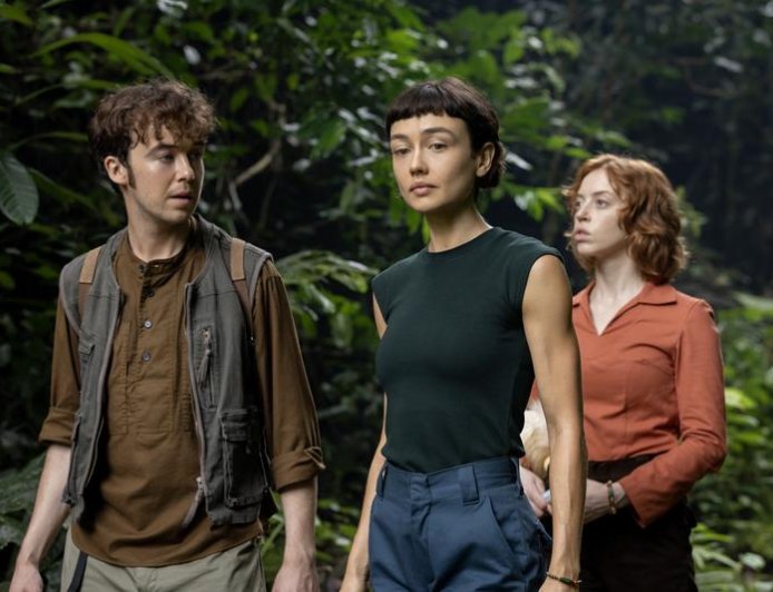 ‘Alien: Earth’ Stars Alex Lawther and Lily Newmark Break Down Joe’s Episode 7 Betrayal and Nibs’ Inner Rage