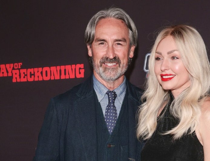 'American Pickers' star Mike Wolfe remains by girlfriend's side as they recover from car collision