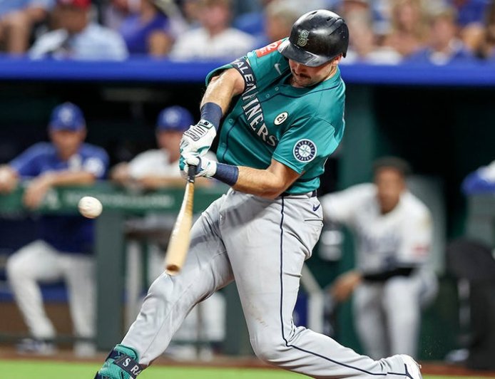 Mariners' Cal Raleigh breaks Yankees legend Mickey Mantle's switch-hitter home run record with historic blast