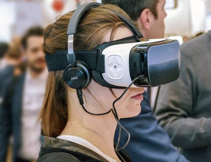 運動平台賣虛擬幣詐騙！　2負責人聲押、比丘尼也涉案