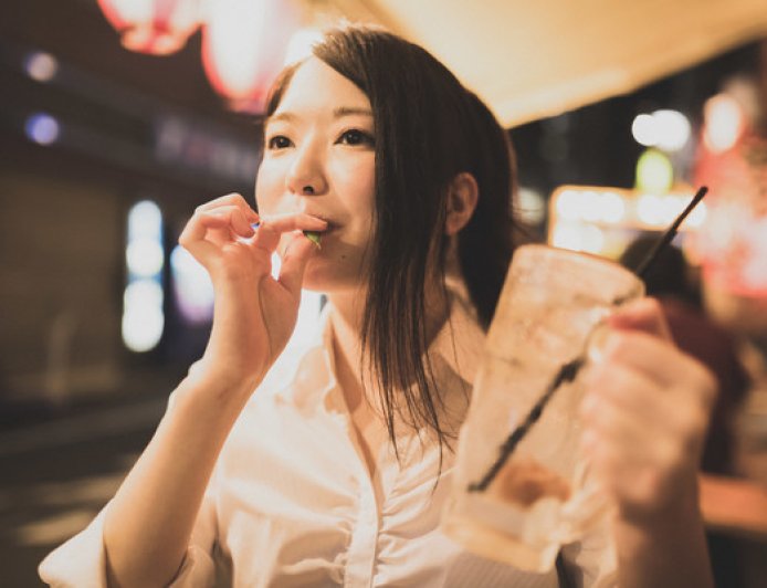 「肚子不餓，只是嘴巴無聊」5招向小腹說掰掰