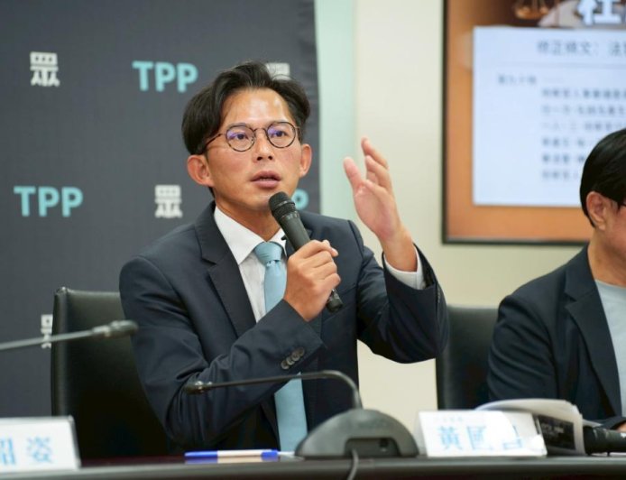 民眾黨再推刑訴法「柯文哲條款」　藍營優先停砍年金　黃國昌不同意回到年改前水準