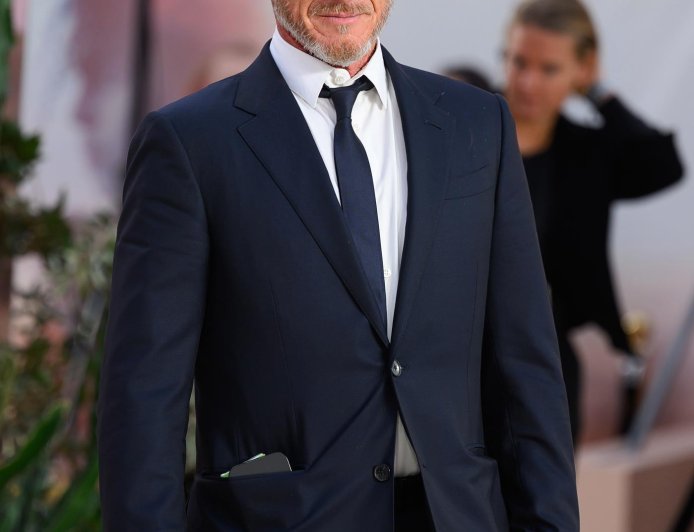 Why Robin Wright Still Believes in Love After 3 Divorces