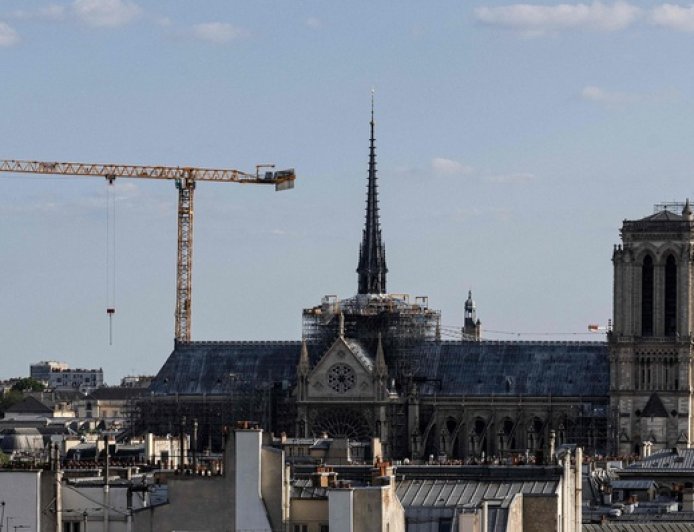 火灾6年后，巴黎圣母院钟楼明起重新对游客开放