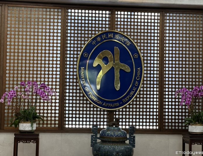 中國蠻橫打壓！台灣藝術家赴哈薩克辦展被迫取消　外交部強烈譴責