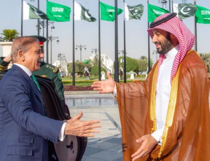 沙特-巴基斯坦联盟：海湾地区的新安全架构和隐性核保护伞