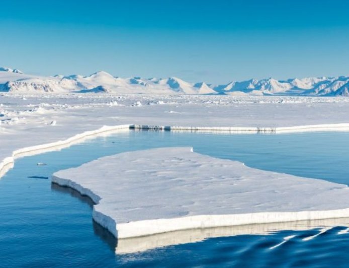 两极冰层正在快速融化，且任何技术都无法阻止