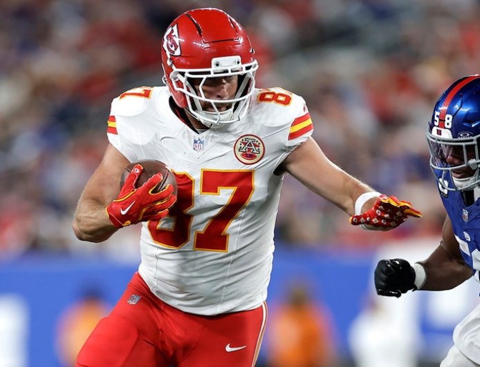 Chiefs' Travis Kelce, Andy Reid get into sideline confrontation vs Giants
