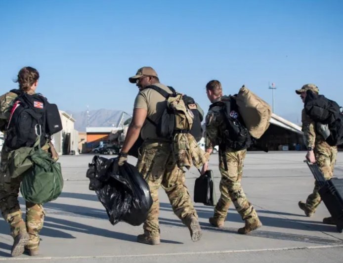 特朗普为何将巴格拉姆空军基地与格陵兰、巴拿马和加拿大一起列入他的愿望清单？