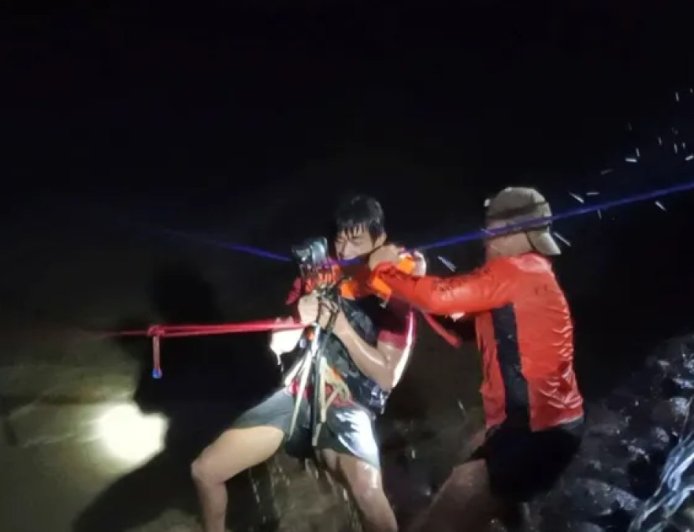 台风“拉加萨”袭击菲律宾后，正向中国台湾、香港逼近