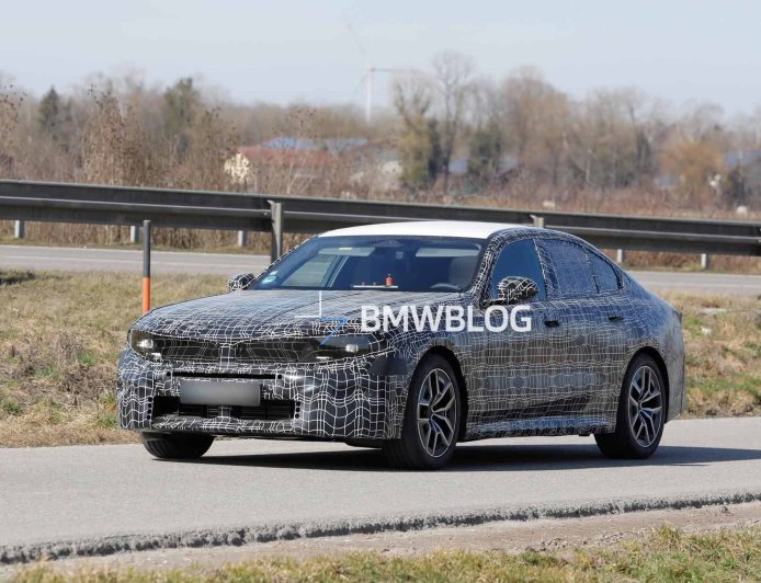 宝马开启史上最密集产品攻势：40 款新车蓄势待发，全面下放 Neue Klasse 平台