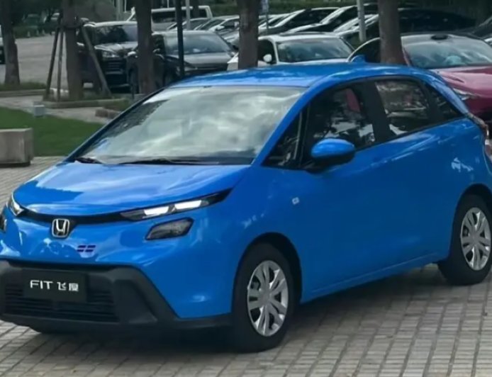 「新一代 Honda Fit 」外型讓車迷看呆了!空間放大 有望搭全新油電