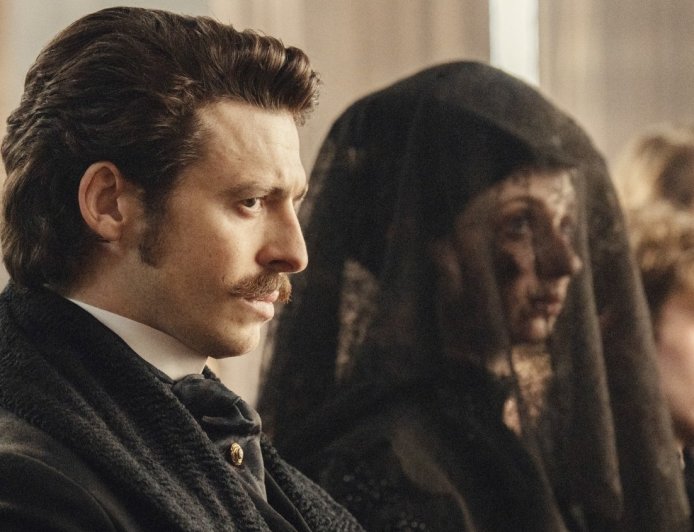 3 Underrated Netflix Shows I Can't Wait to Watch This Weekend (Sept. 26-28)