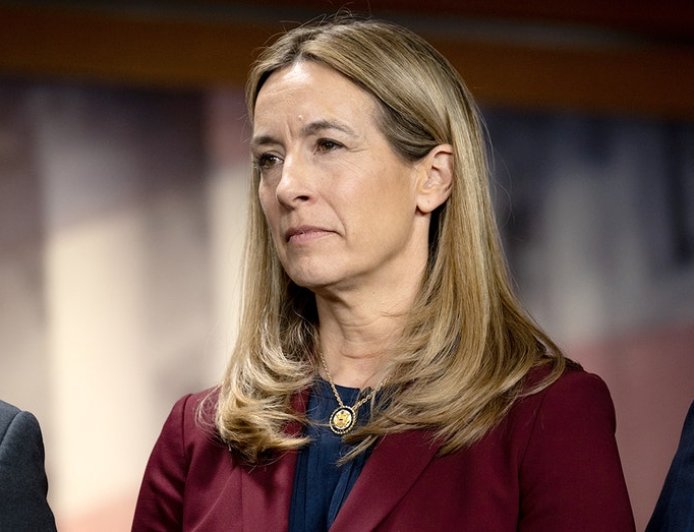 Massive cheating scandal involving Democratic governor candidate also involved husband: report