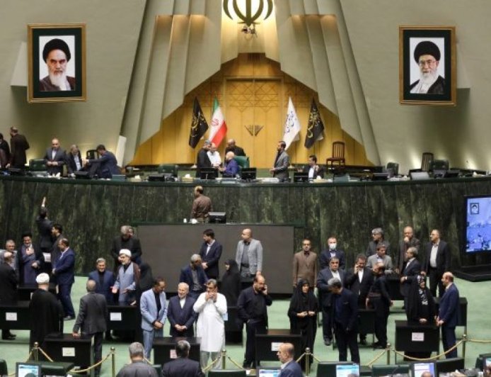 伊朗扬言退出《不扩散核武器条约》