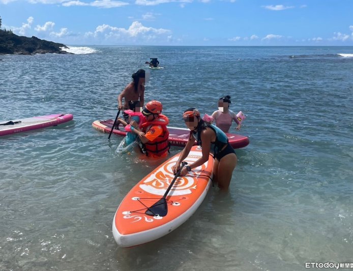 萬里桐15名浮潛客遭離岸流帶走 海巡緊急動員驚險全數獲救