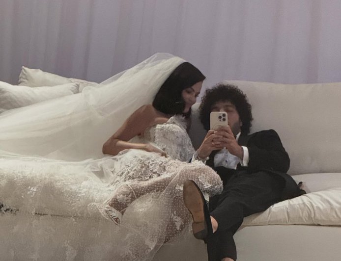 Inside Selena Gomez and Benny Blanco's 'Emotional' Wedding Weekend: Source