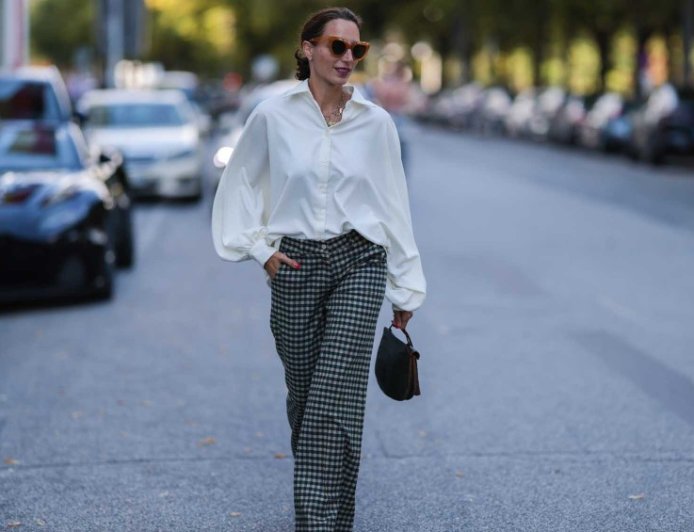 15 Chic Fall Tops that Hide Belly Bloat — From $9