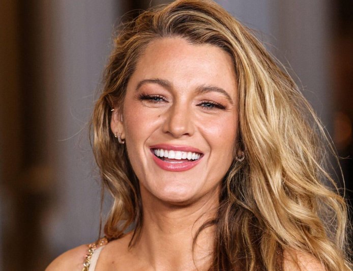 Blake Lively Lets Loose At Universal Orlando While Justin Baldoni Legal Fight Goes On